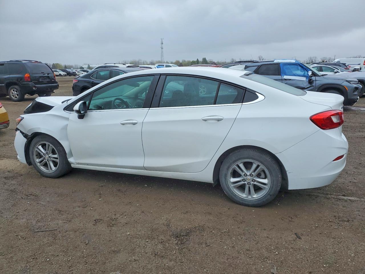 2018 Chevrolet Cruze Lt - Фото 2