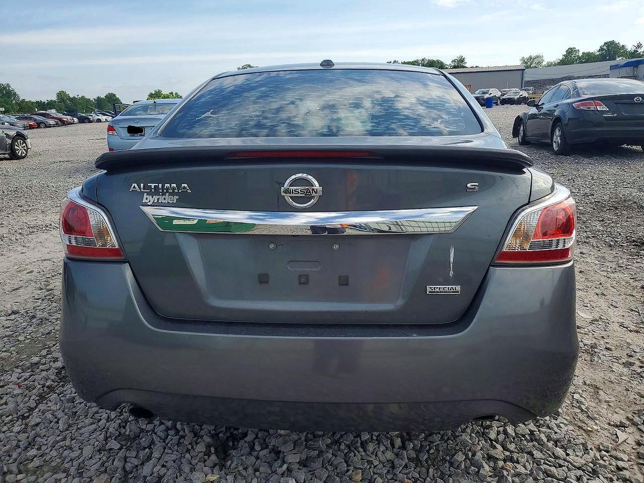 2015 Nissan Altima 2.5 S - Image 6