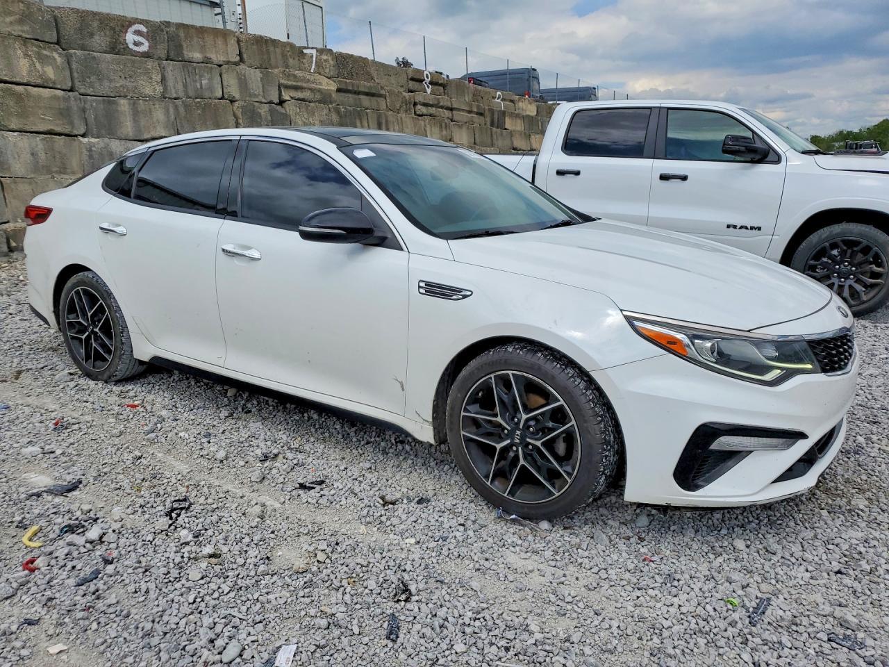 2020 Kia Optima Special Edition - Image 4