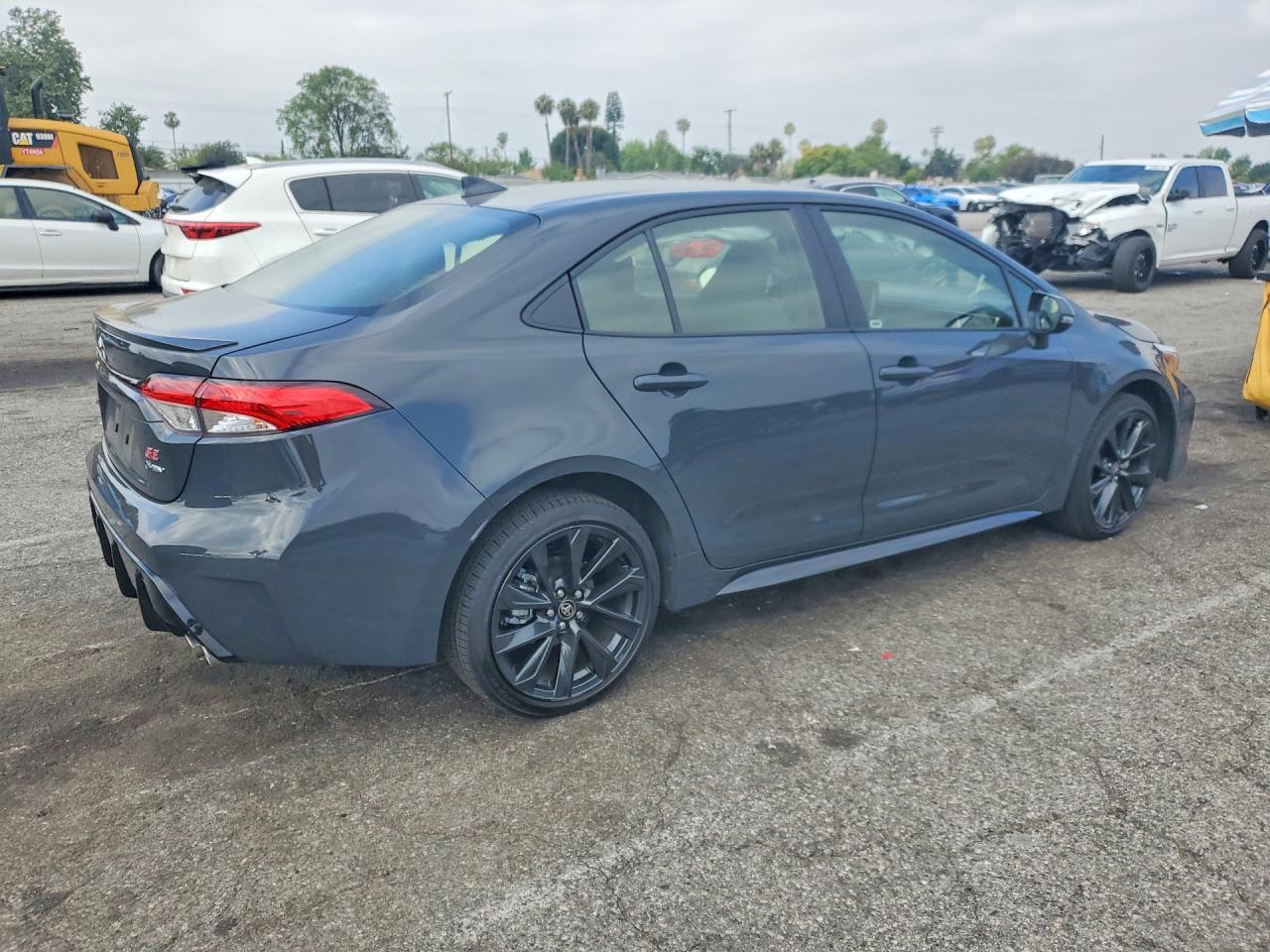 2026 Toyota Corolla Hybrid Se - Image 3