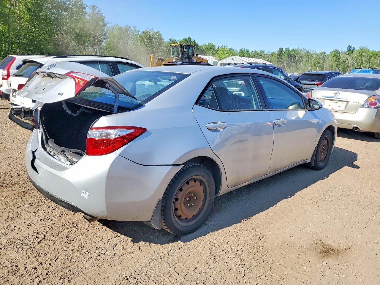 2014 Toyota Corolla L - Фото 3