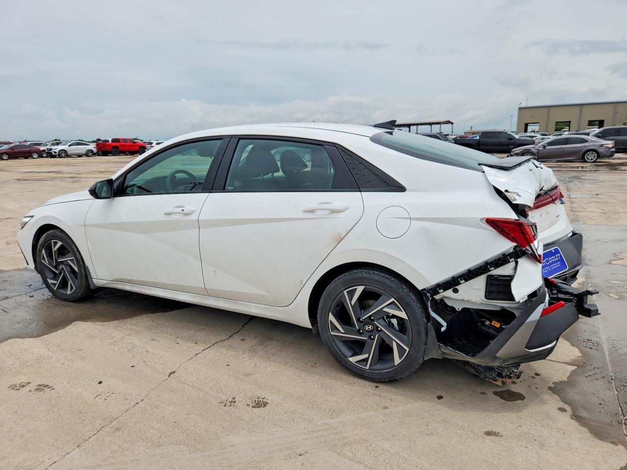 2025 Hyundai Elantra Hybrid Sel Sport - Фото 2