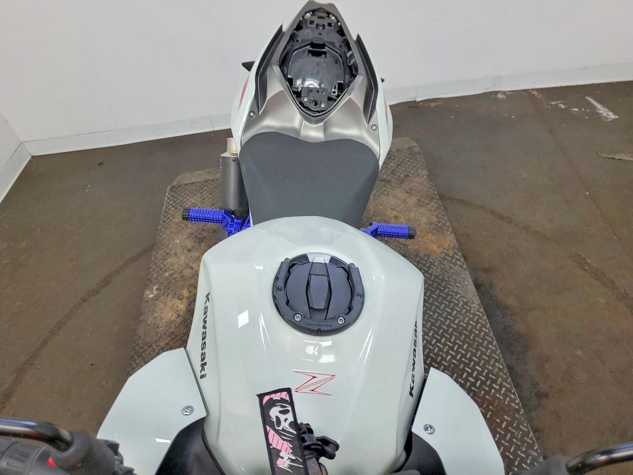 2023 Kawasaki Er400 D - Фото 5