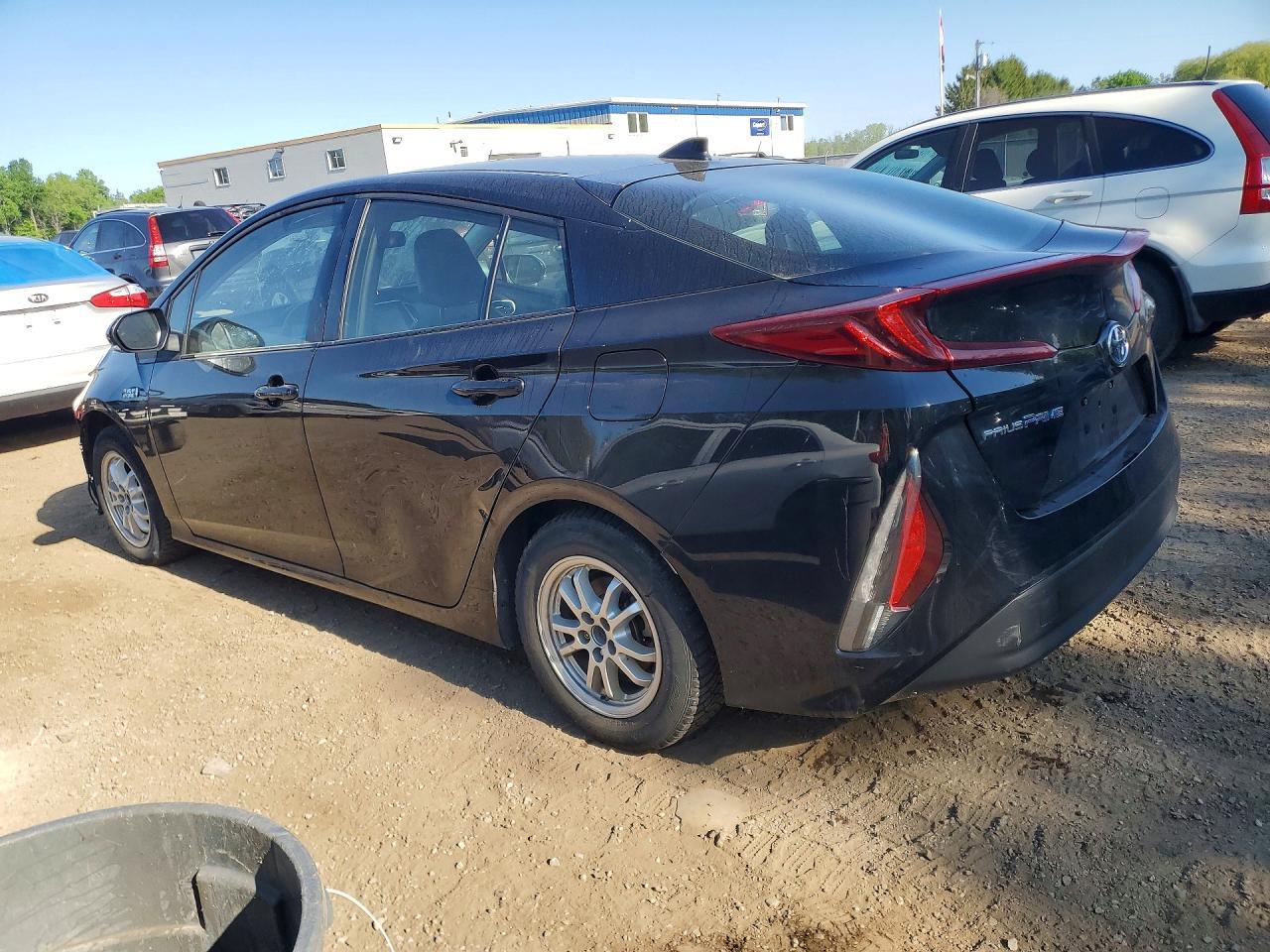 2021 Toyota Prius Prime Le - Фото 2