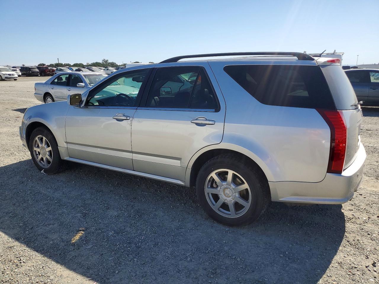 2005 Cadillac Srx - Фото 2