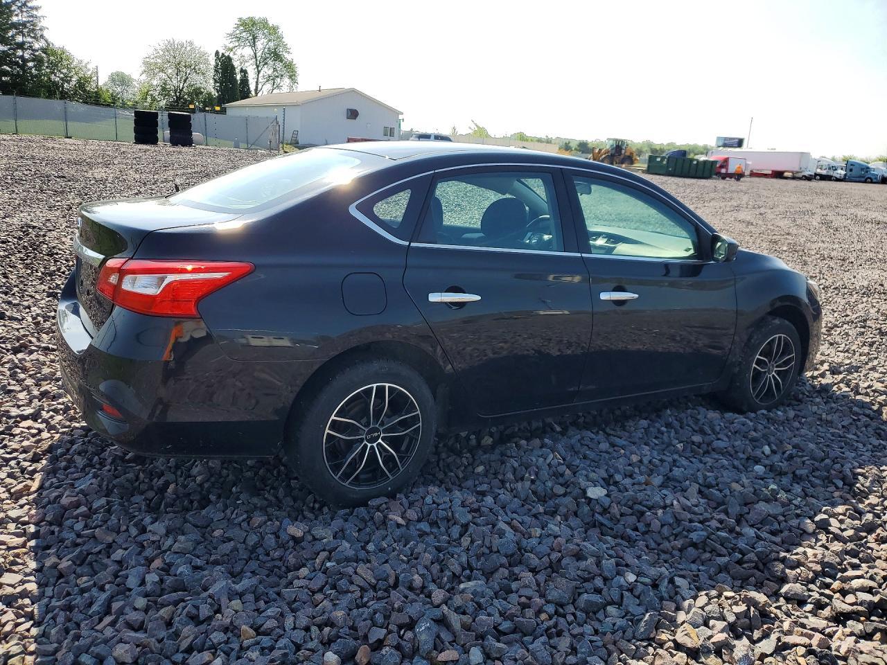 2019 Nissan Sentra S - Image 3