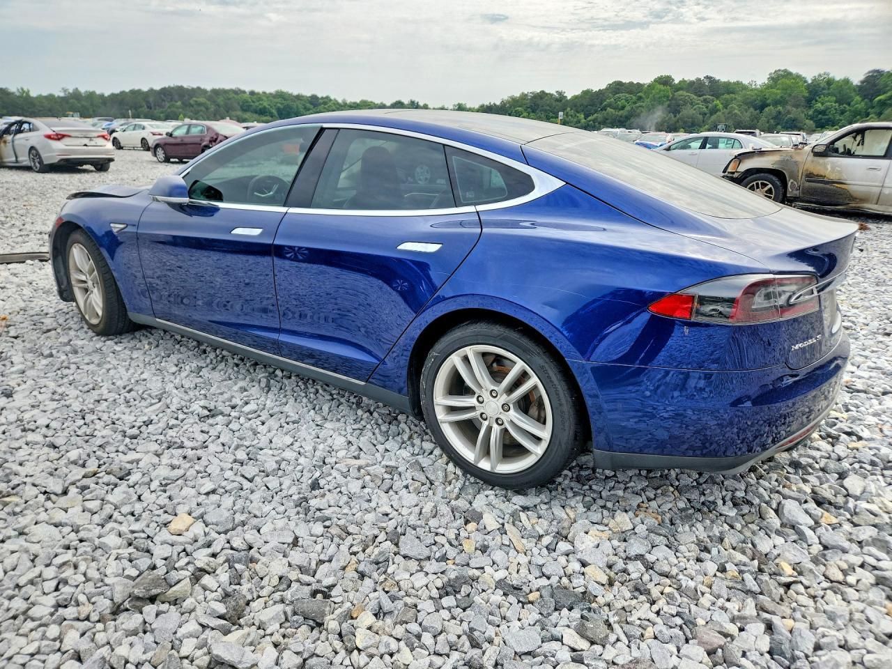 2016 Tesla Model S - Фото 2