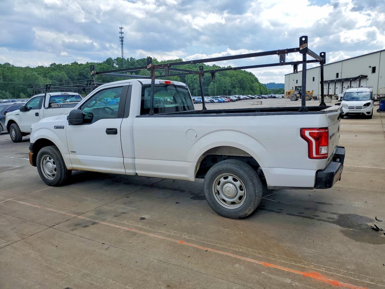 2016 Ford F150 - Image 2