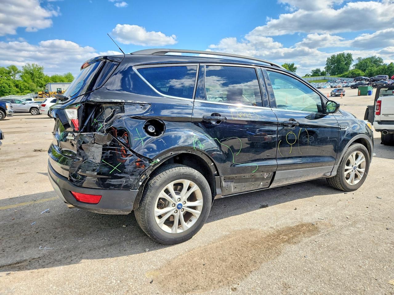2018 Ford Escape Se - Фото 3