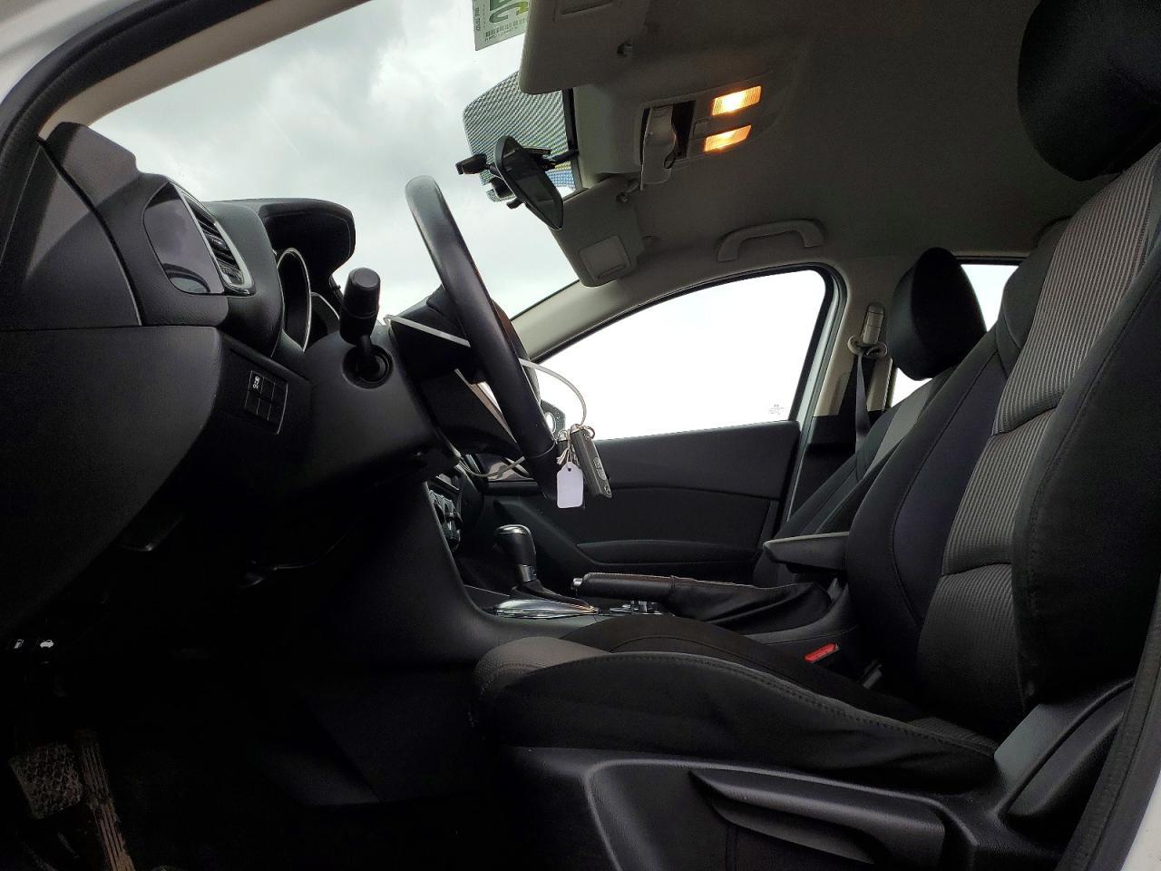 2014 Mazda 3 Touring - Image 7