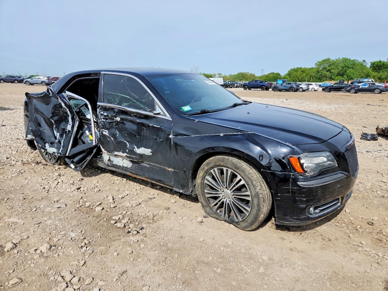 2013 Chrysler 300 S - Фото 4