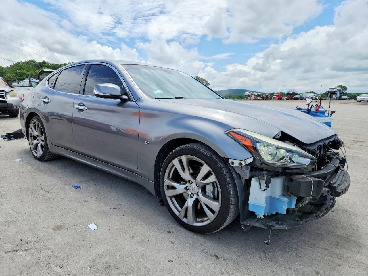 2015 Infiniti Q70 3.7 - Фото 4