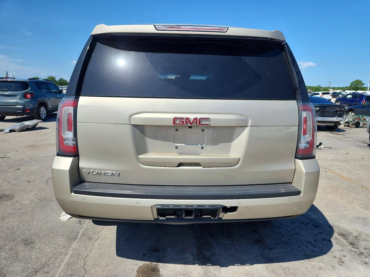 2017 GMC Yukon Slt - Фото 6