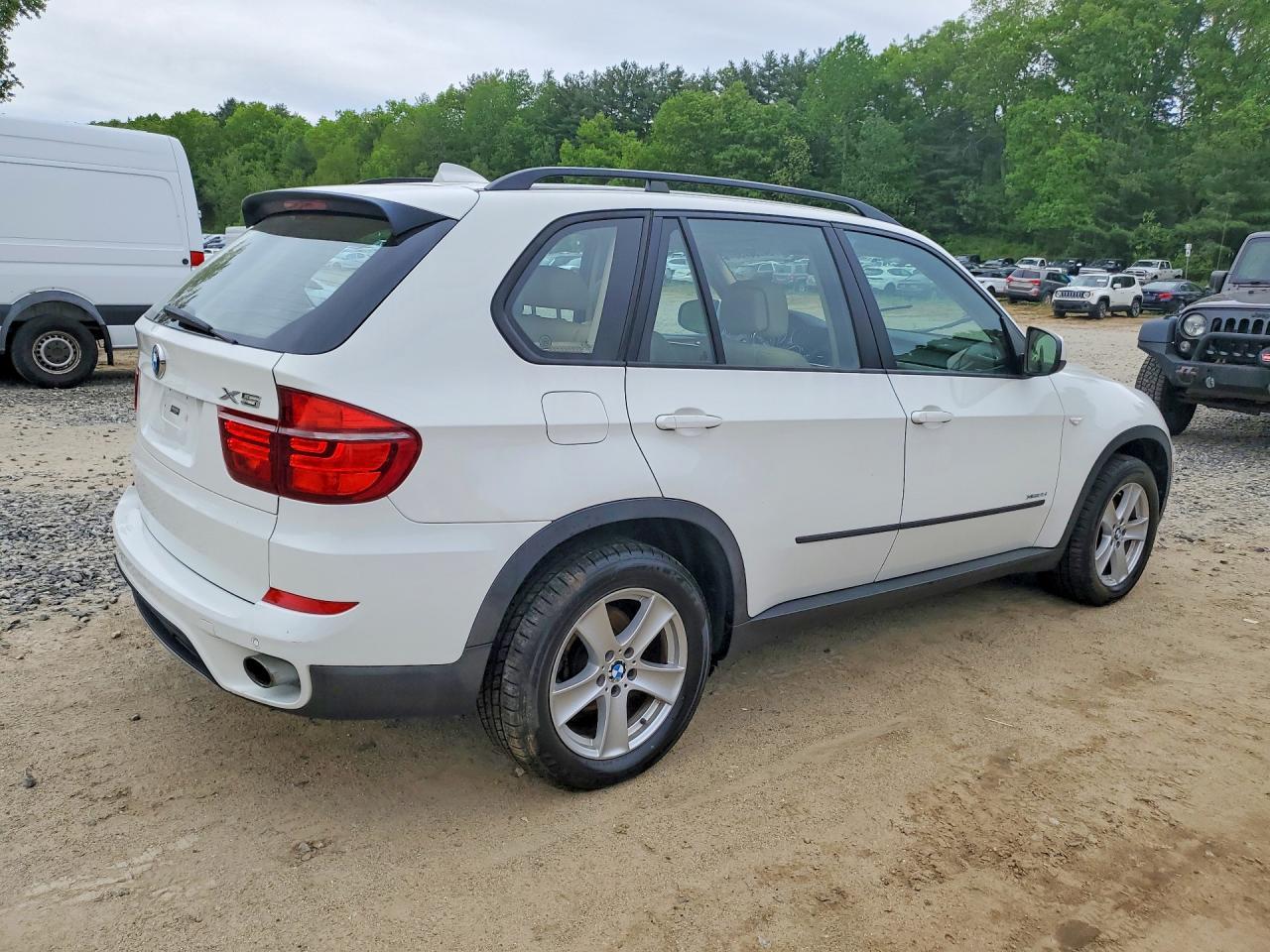 2012 BMW X5 xDrive35I - Image 3