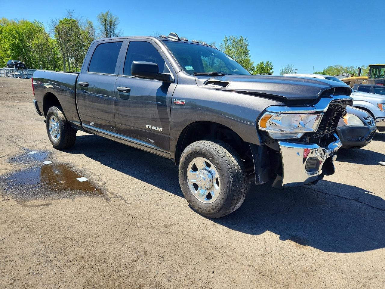 2019 Ram 2500 Tradesman - Image 4