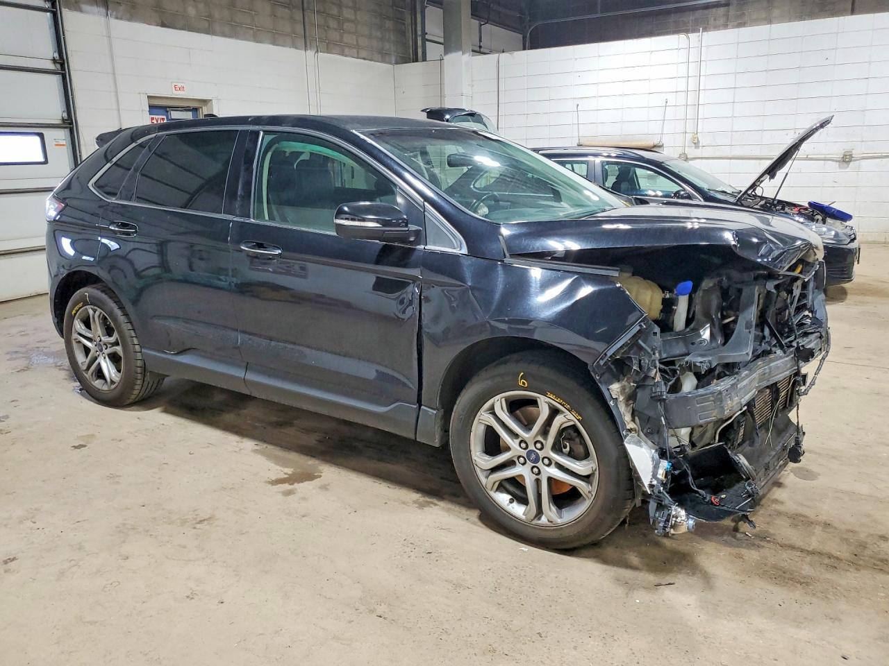 2016 Ford Edge Titanium - Фото 4