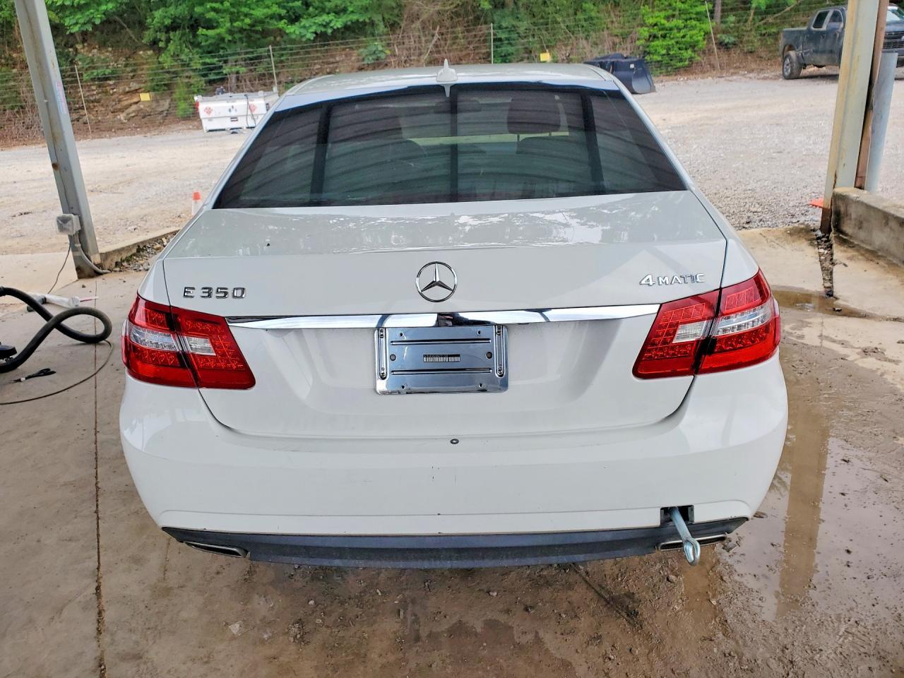 2013 Mercedes-Benz E 350 4Matic - Image 6