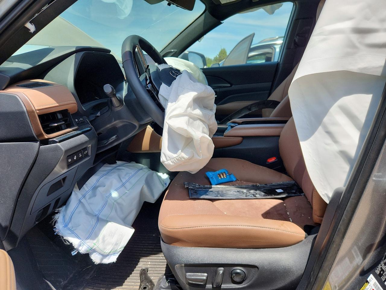 2026 Toyota Grand Highlander Hybrid Max Platinum - Image 7