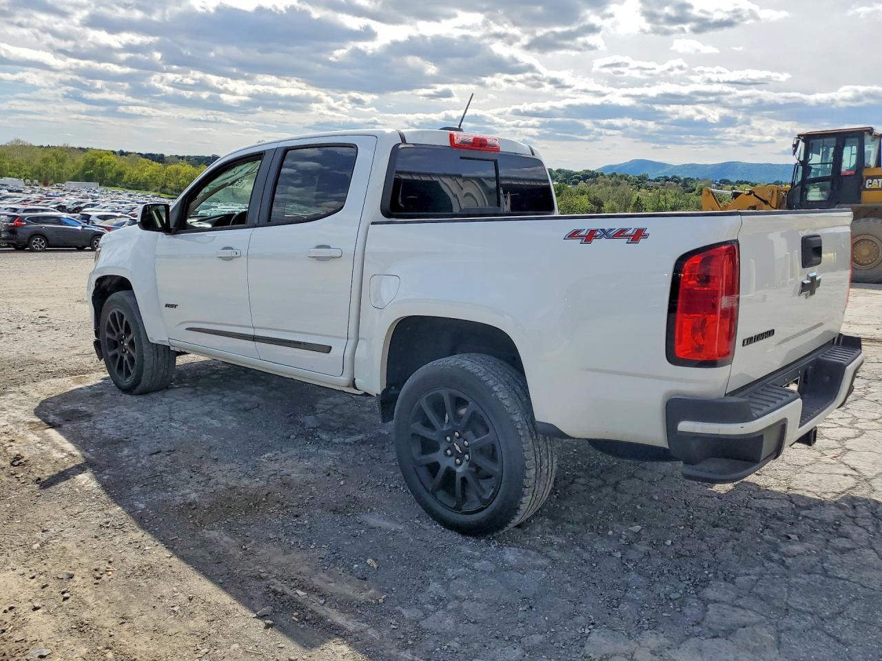 2020 Chevrolet Colorado Lt - Фото 2
