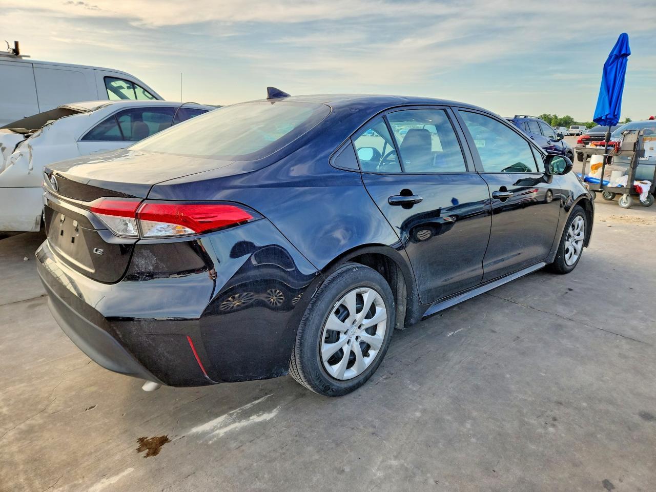 2023 Toyota Corolla Le - Фото 3