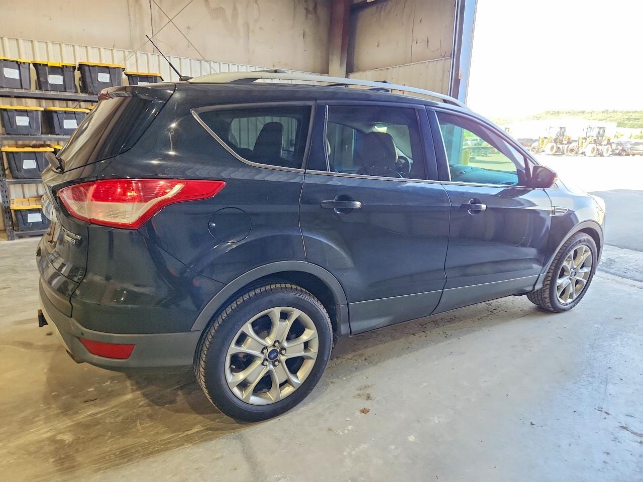 2015 Ford Escape Titanium - Фото 3
