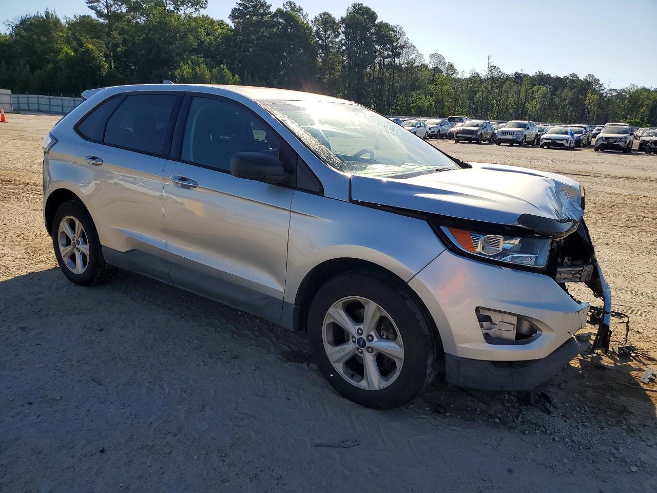 2018 Ford Edge Se - Image 4