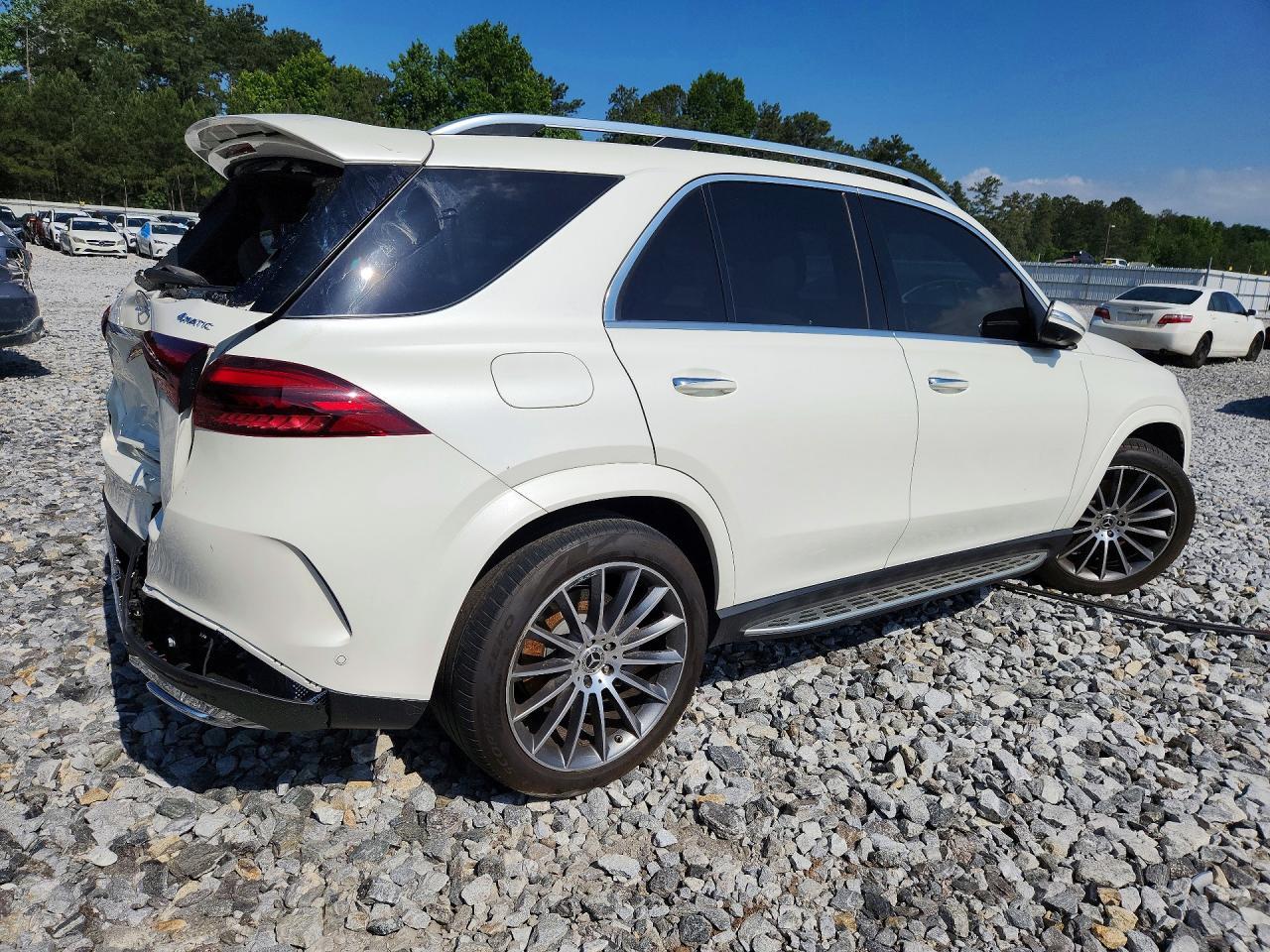 2024 Mercedes-Benz Gle 450E 4Matic - Image 3