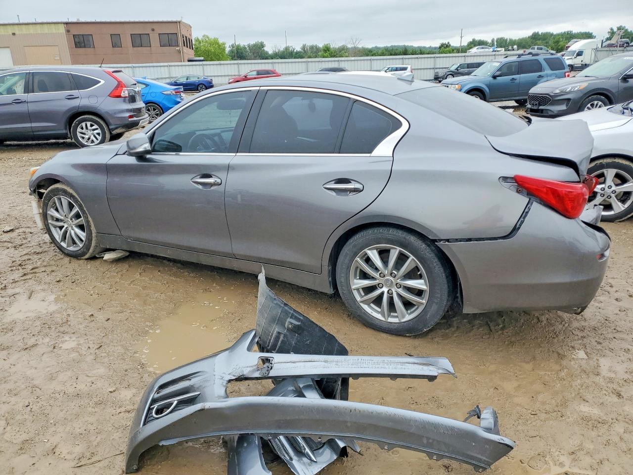 2015 Infiniti Q50 Premium - Фото 2