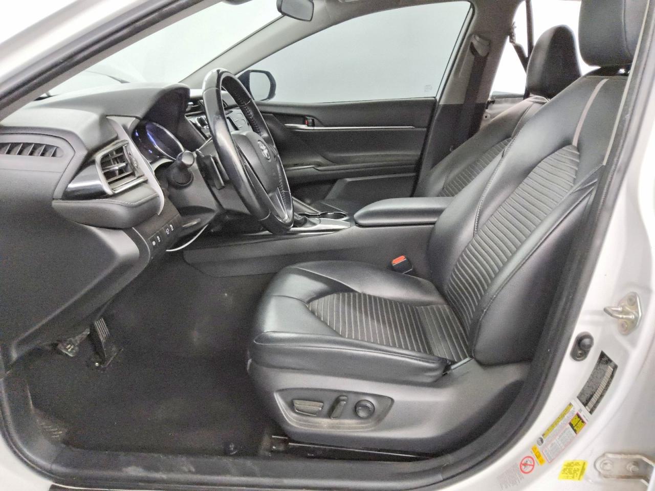 2019 Toyota Camry Se - Image 7