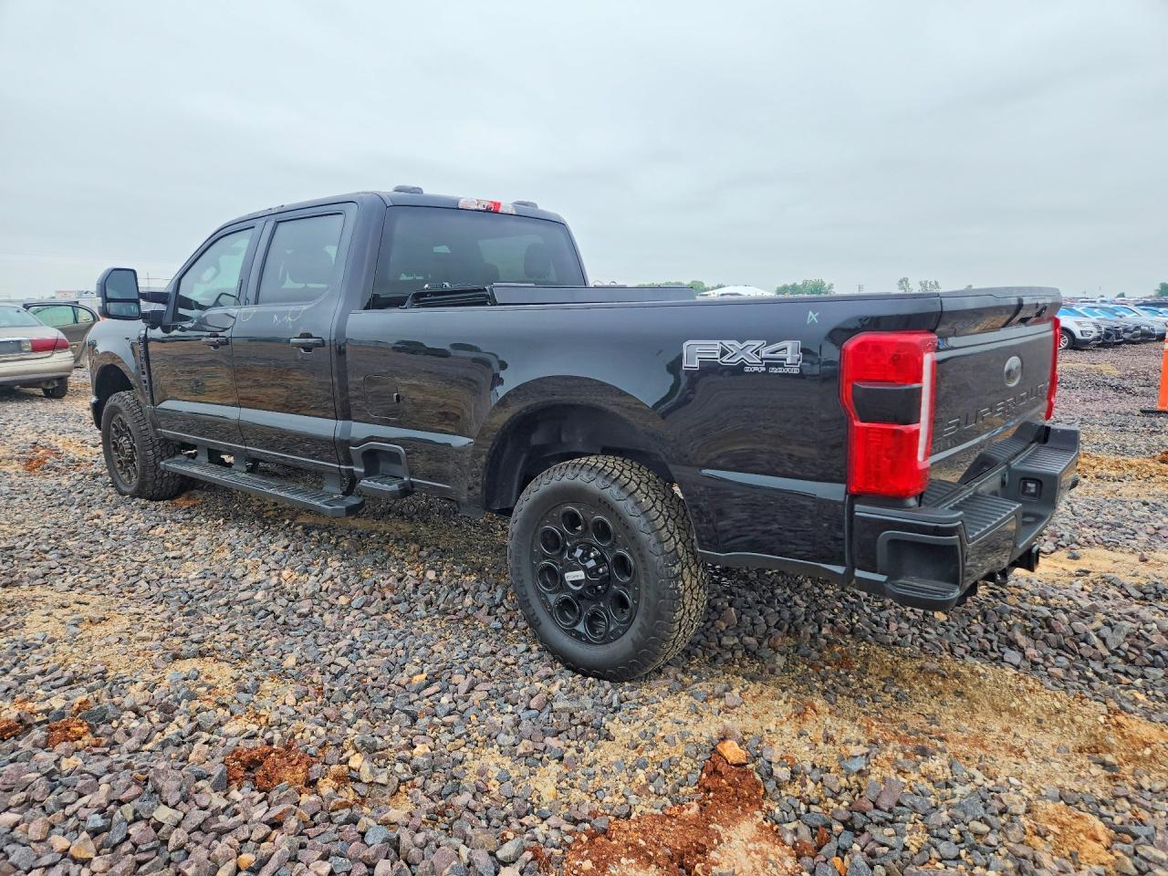 2024 Ford F250 Super Duty - Фото 2