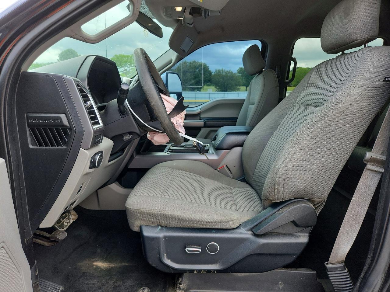2017 Ford F350 Super Duty - Фото 7