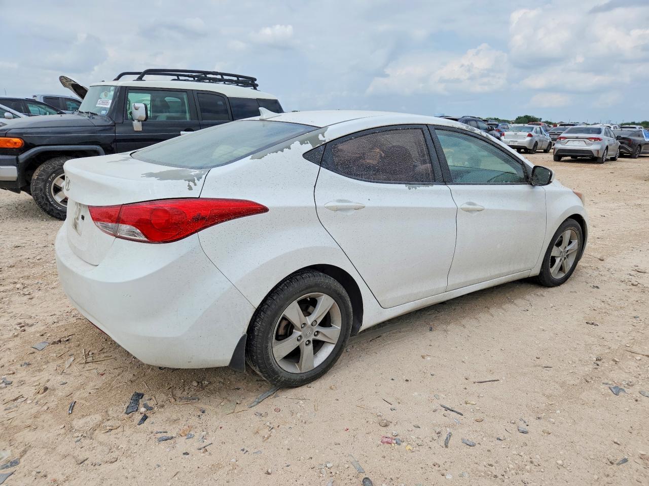 2013 Hyundai Elantra Gls - Фото 3