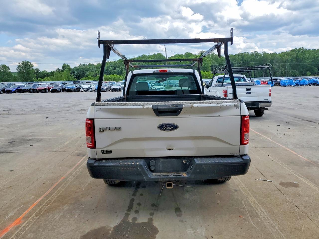 2016 Ford F150 - Image 6