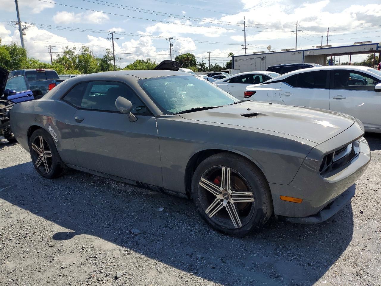 2011 Dodge Challenger - Фото 4