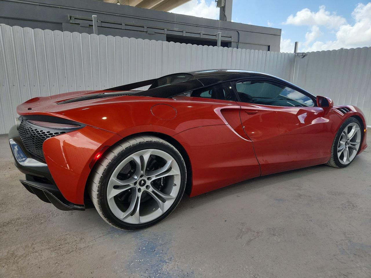 2023 Mclaren Automotive Artura - Фото 3