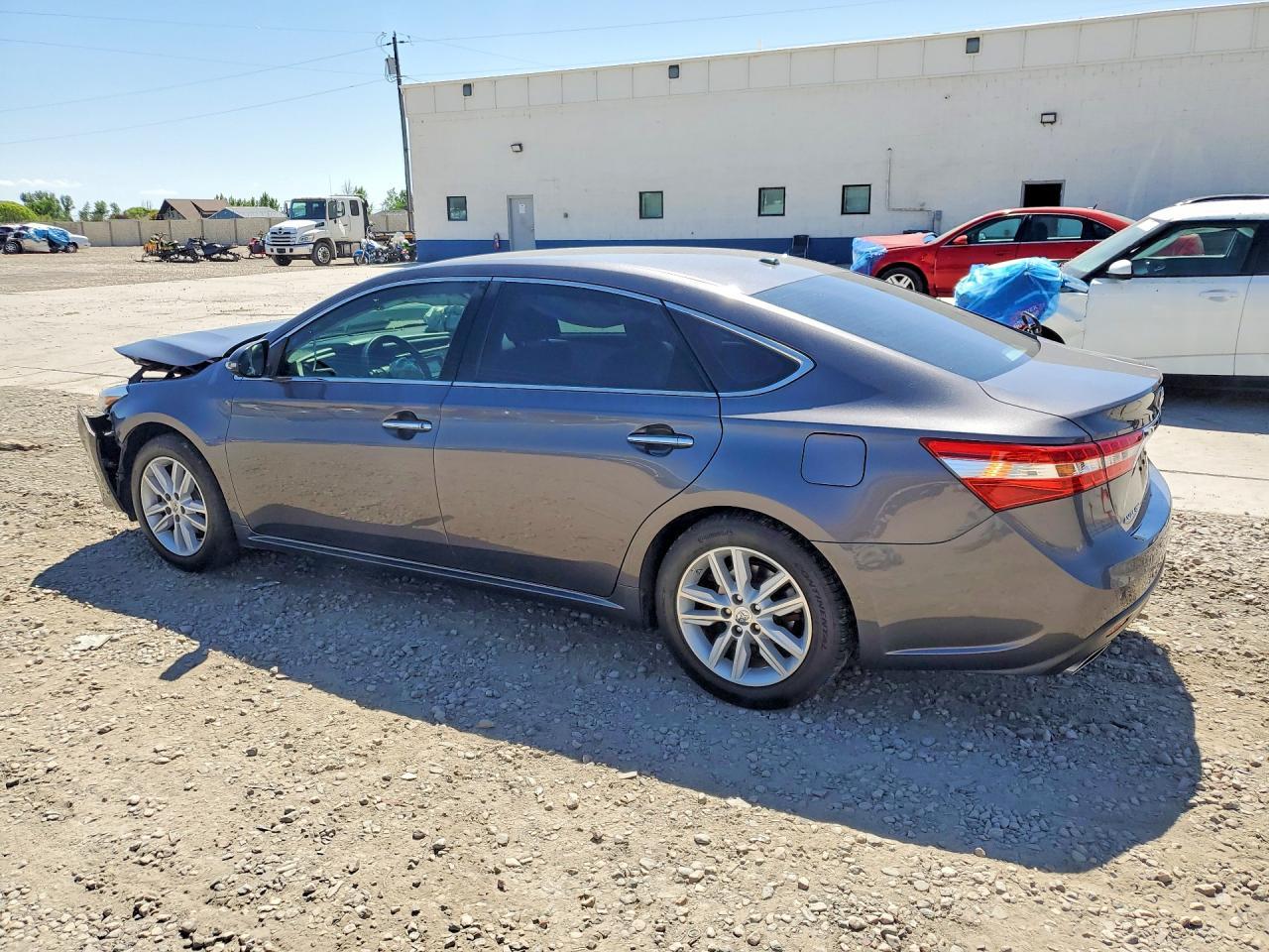 2015 Toyota Avalon Xle - Фото 2