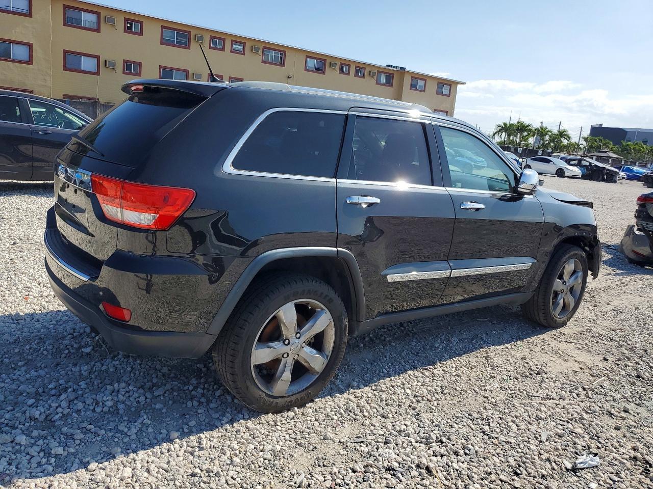 2013 Jeep Grand Cherokee Limited - Image 3