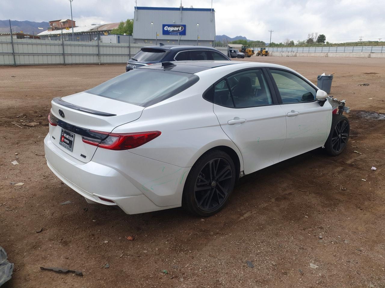 2025 Toyota Camry Xse - Фото 3