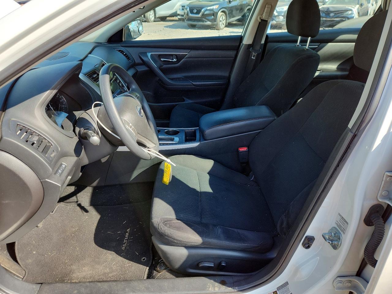 2015 Nissan Altima 2.5 S - Фото 7