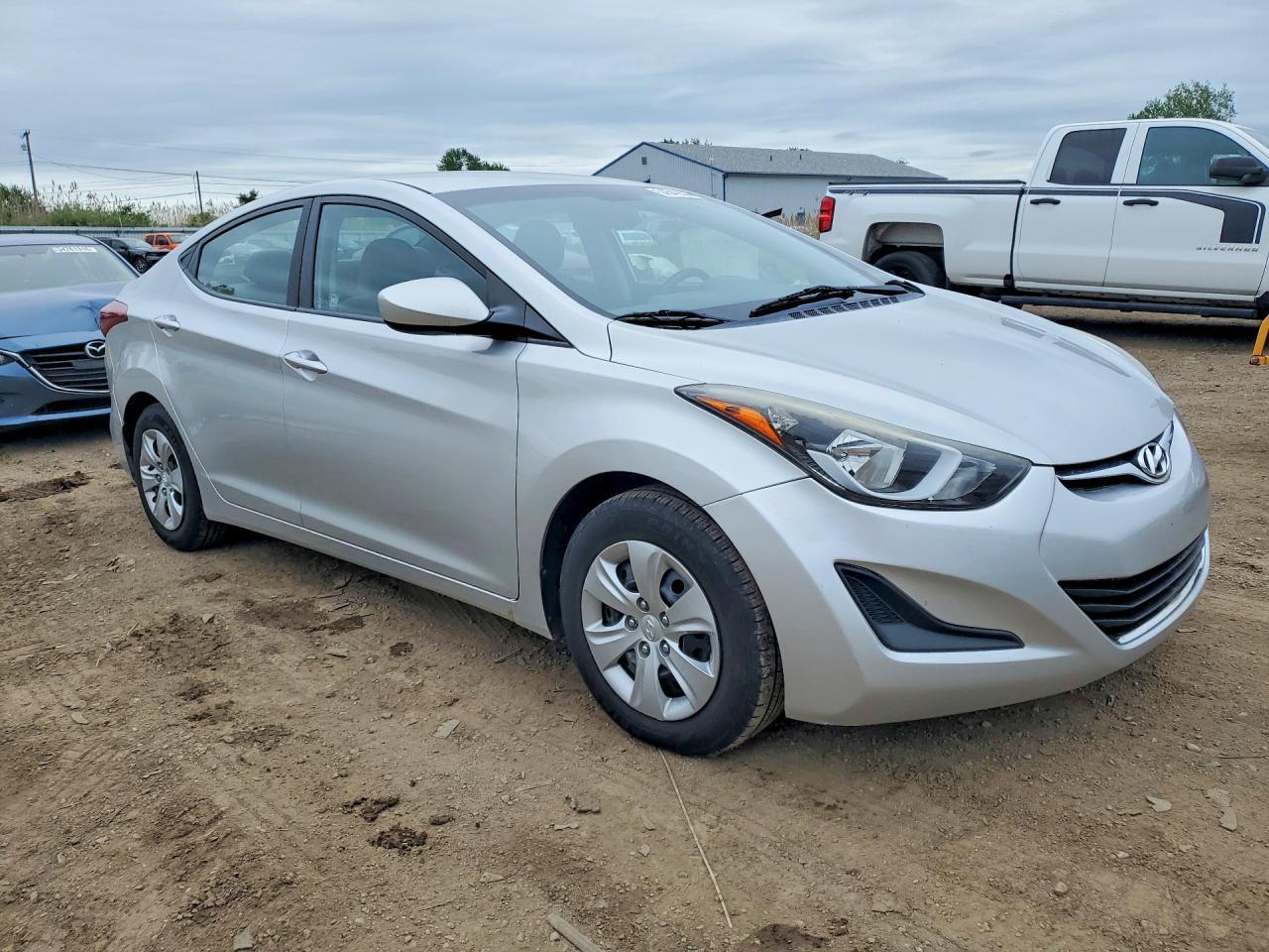 2016 Hyundai Elantra Se - Фото 4