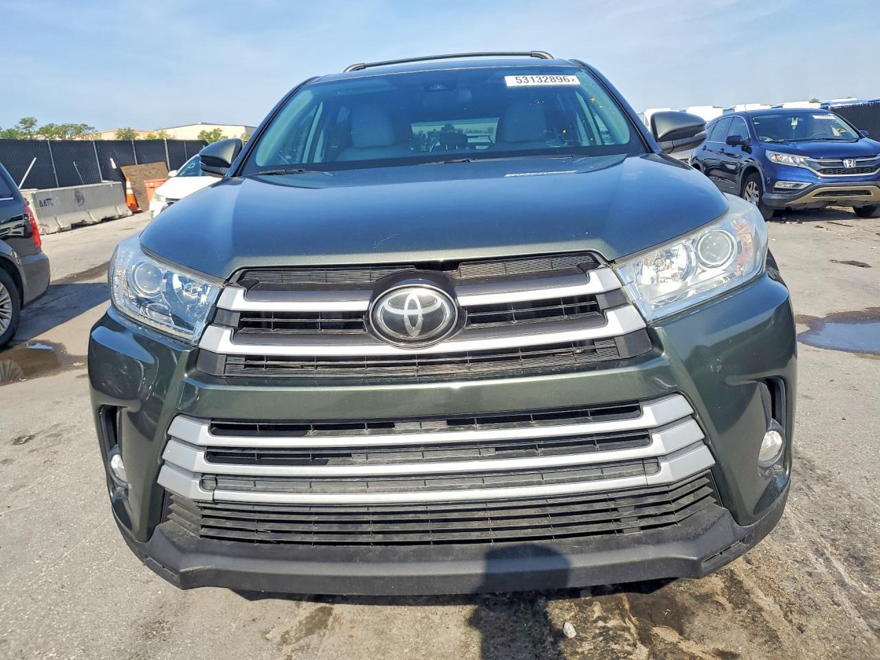 2019 Toyota Highlander Le Plus - Фото 5