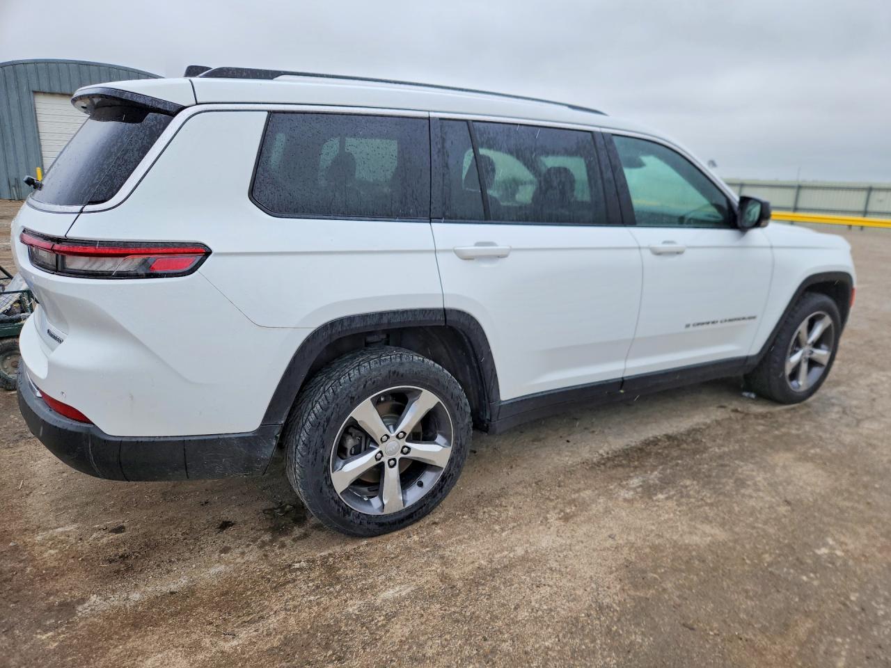 2021 Jeep Grand Cherokee L Limited - Image 3