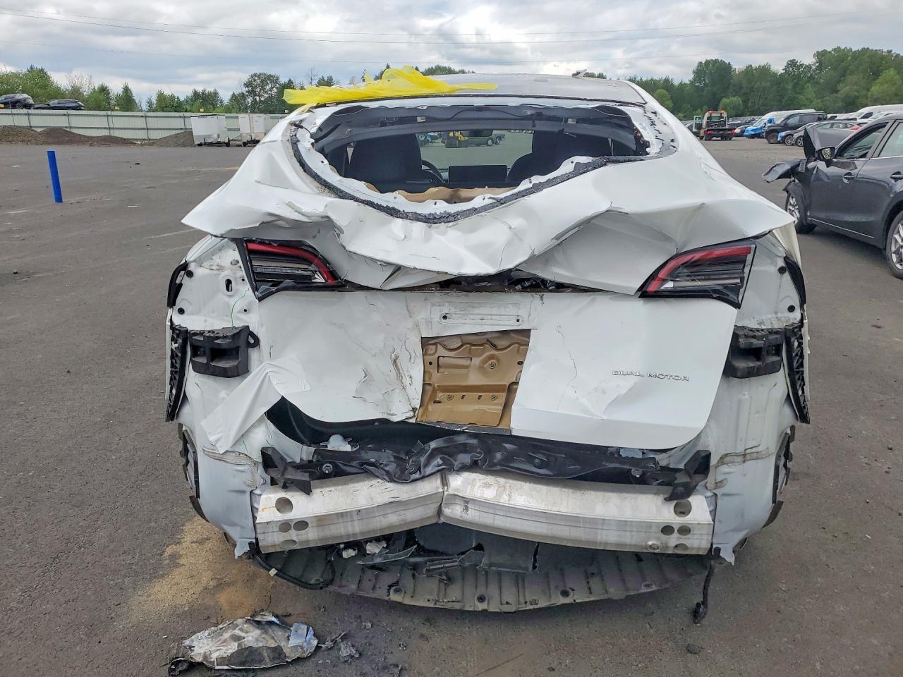 2021 Tesla Model Y - Фото 6