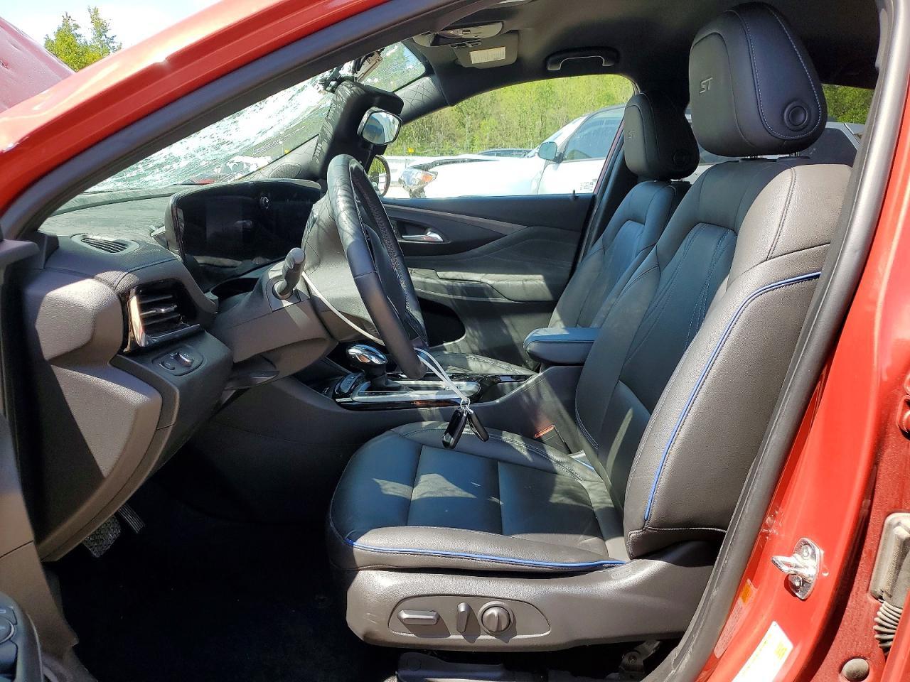 2024 Buick Envista Sport Touring - Image 7