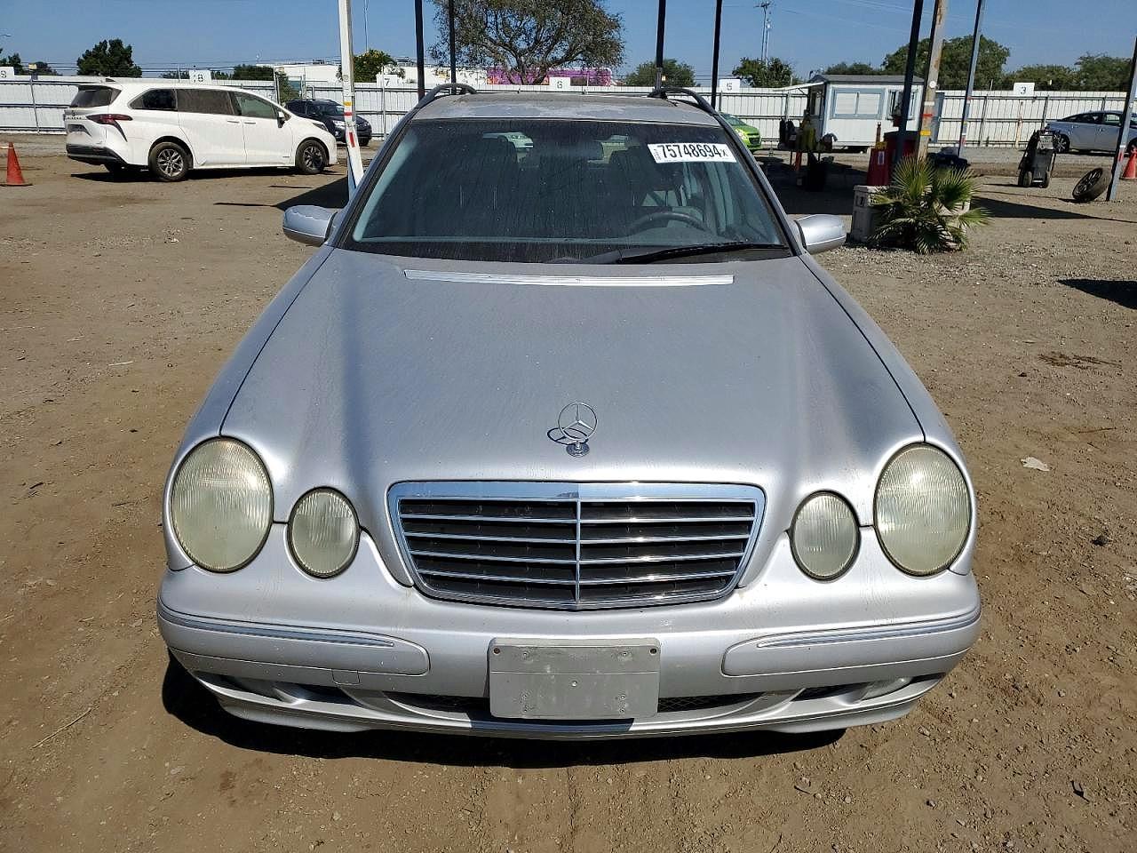 2001 Mercedes-Benz E 320 - Фото 5
