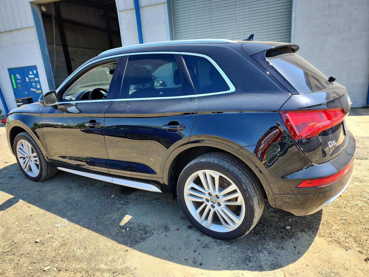 2020 Audi Q5 Premium Plus - Фото 2
