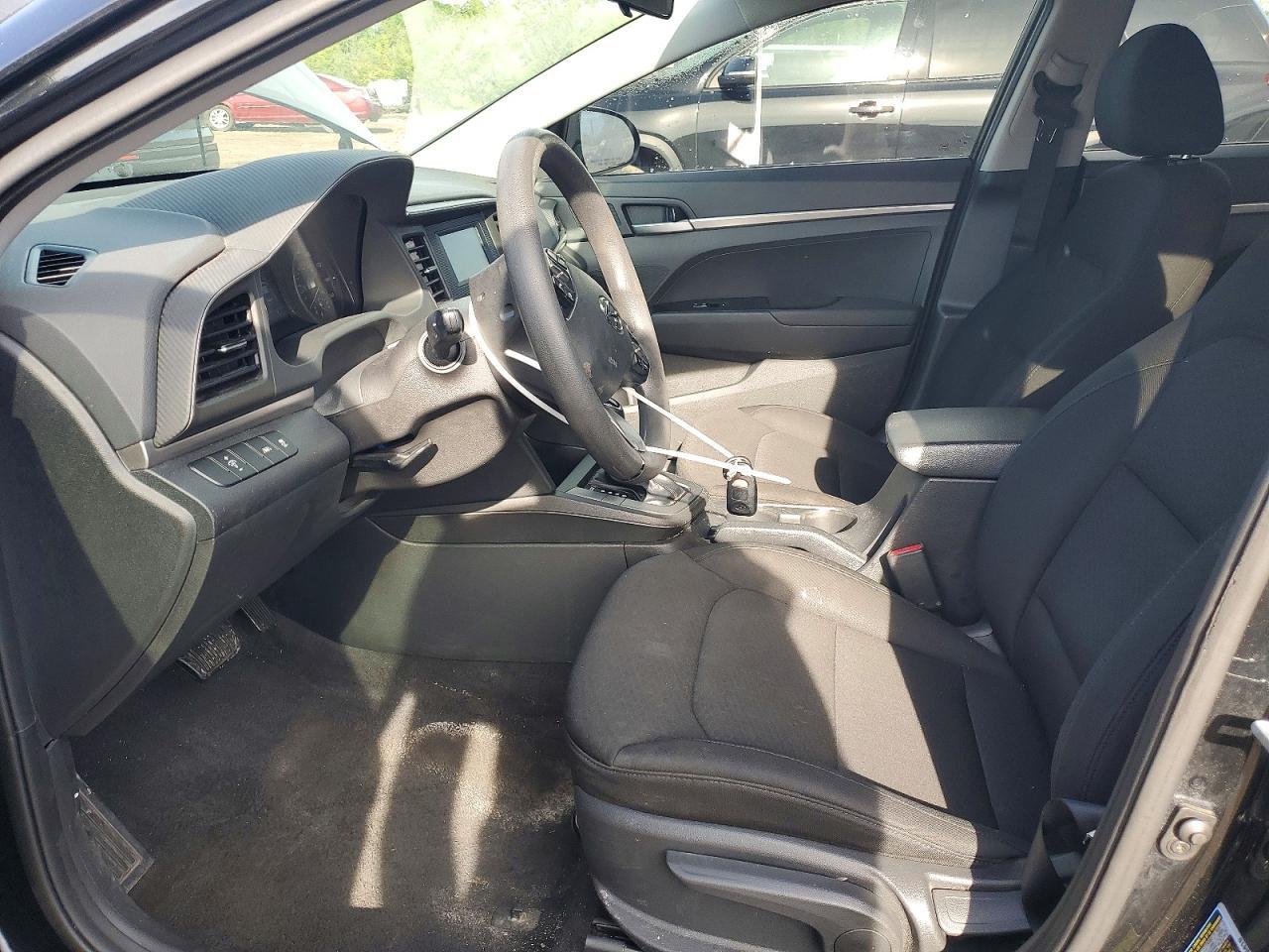 2020 Hyundai Elantra Se - Image 7