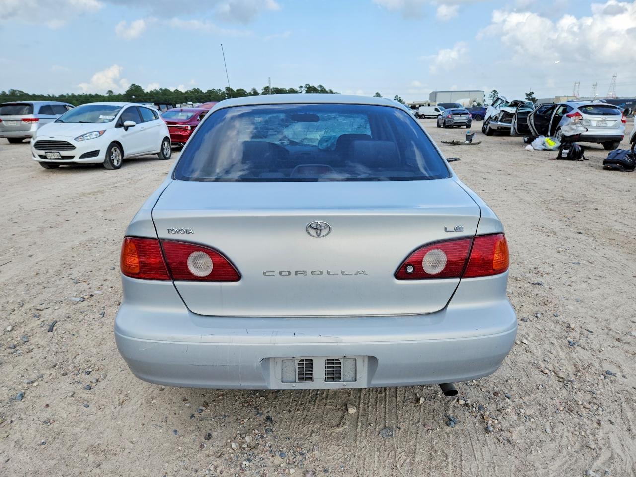 2001 Toyota Corolla Le - Фото 6