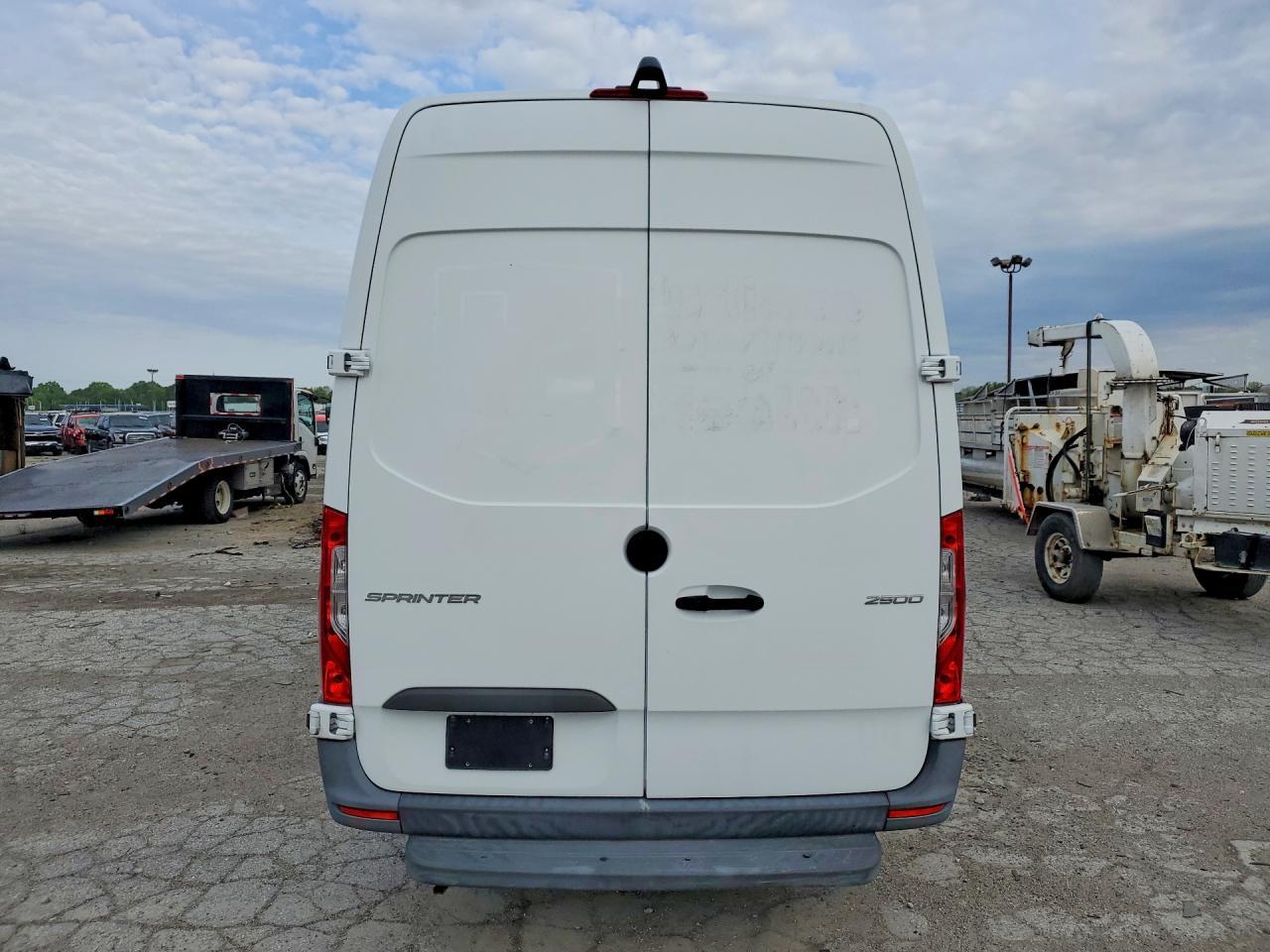 2020 Mercedes Benz Sprinter 3500 Utility / Service Van - Фото 6