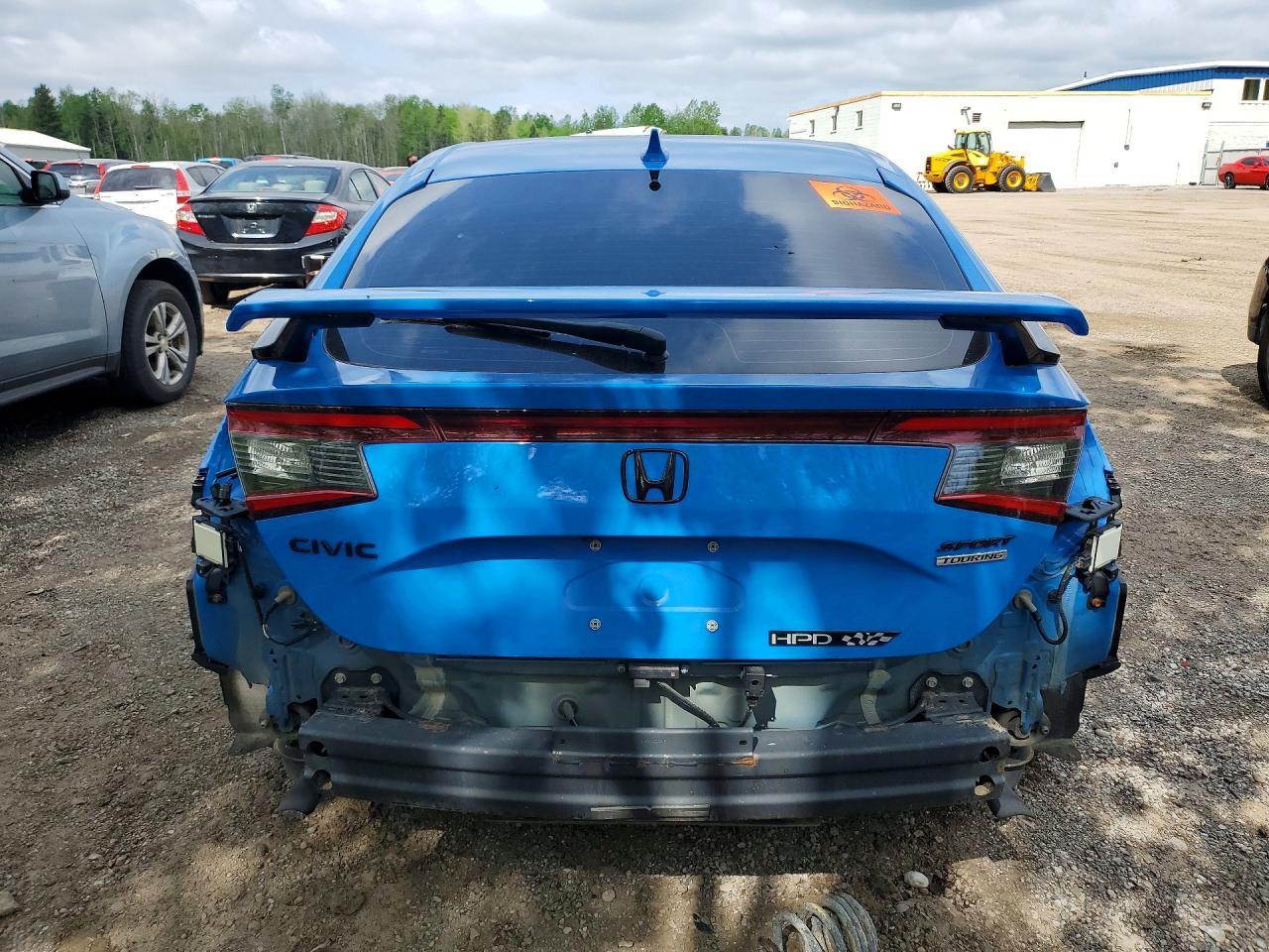2023 Honda Civic Sport Touring - Image 6